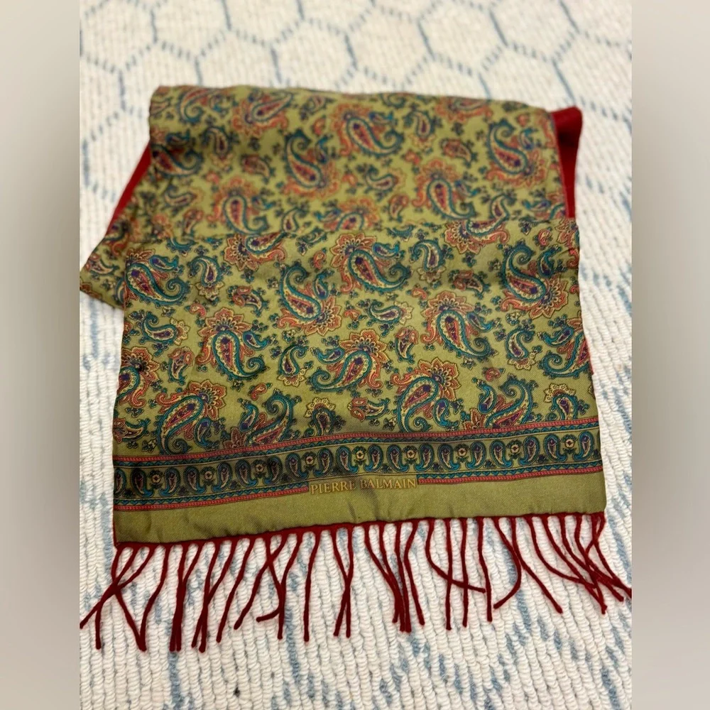 PIERRE BALMAIN Paris Vintage Luxurious Silk/Wool Green Paisley Scarf W/ Fringe